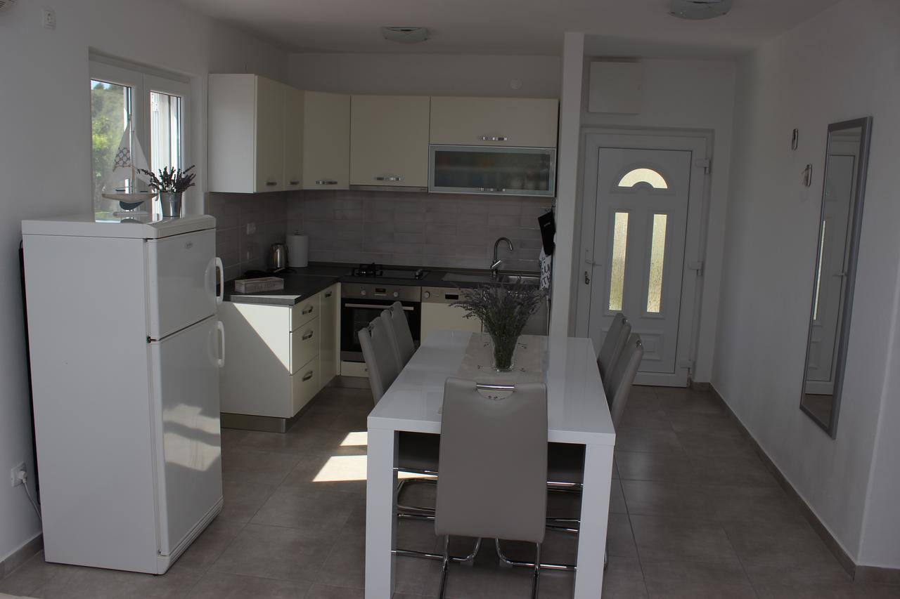 Apartmani Anna Trogir Exterior foto